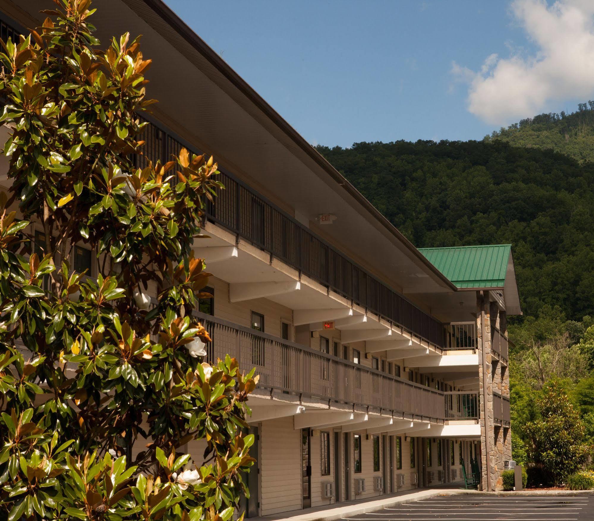 Cherokee Lodge Екстериор снимка